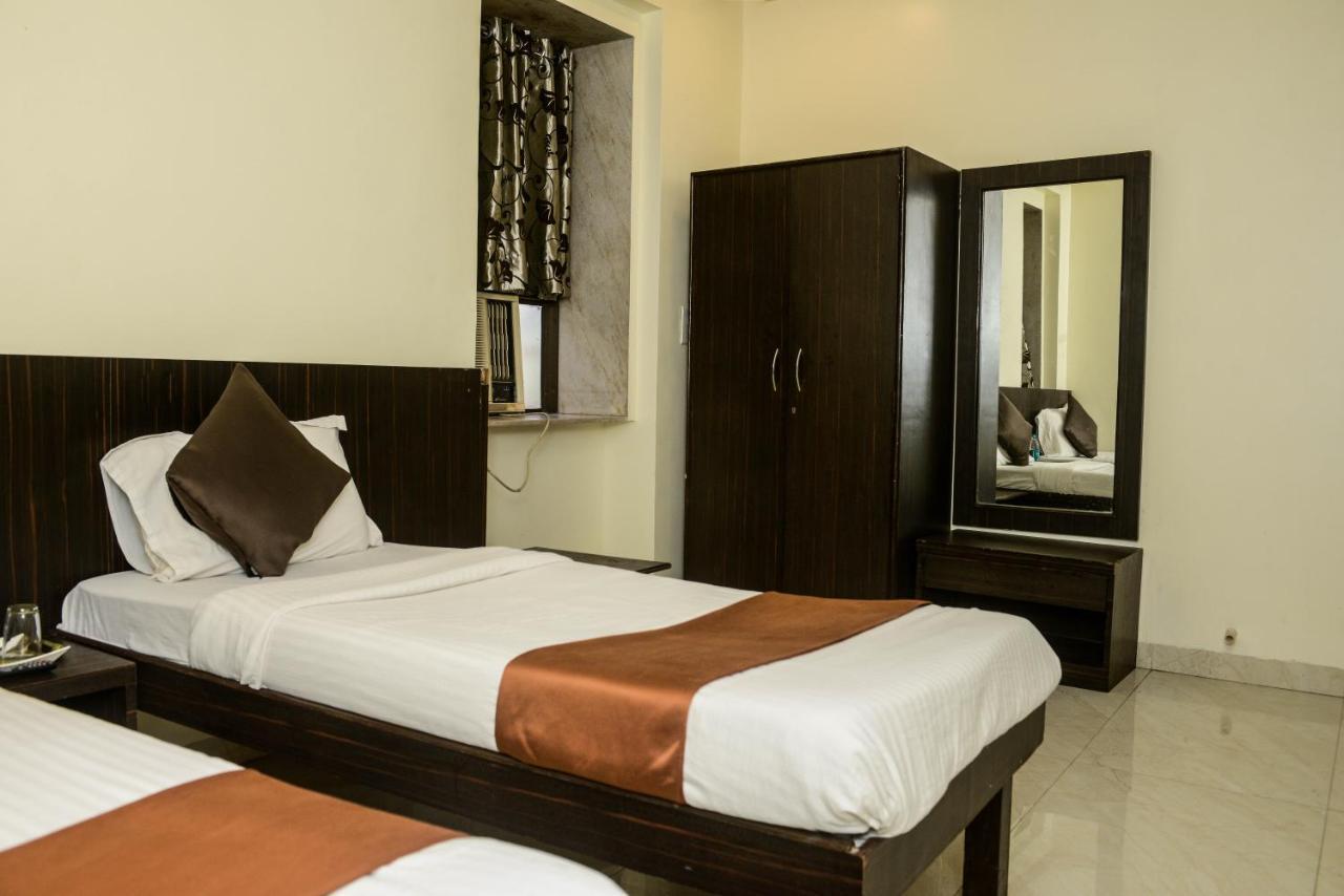 Hotel National Bombaj Zewnętrze zdjęcie