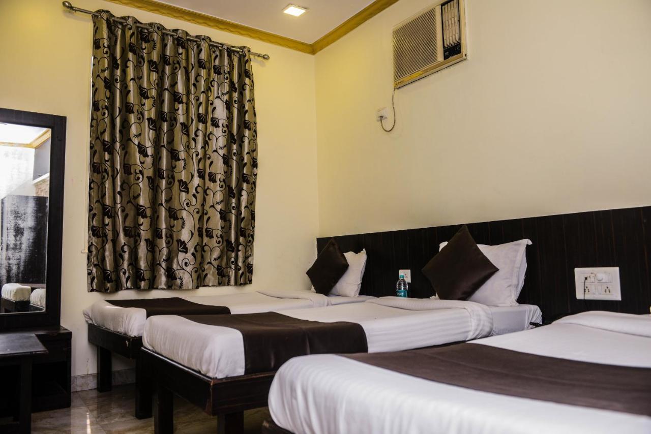 Hotel National Bombaj Zewnętrze zdjęcie